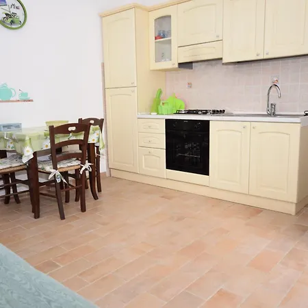 Bilocale Mancini 4 Holiday home