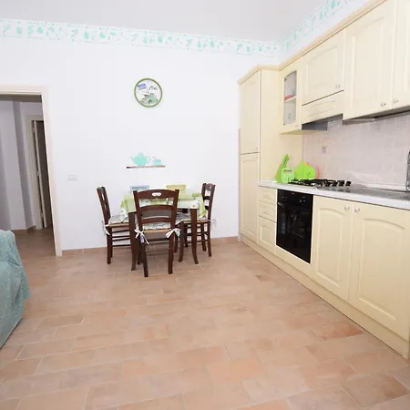 Bilocale Mancini 4 * Lacona