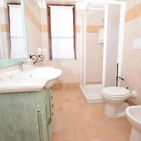 Bilocale Mancini 4 Lacona