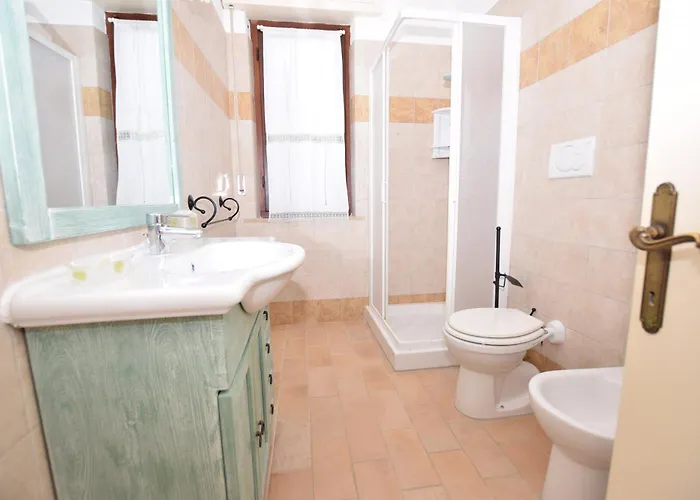 Holiday home Bilocale Mancini 4 Lacona